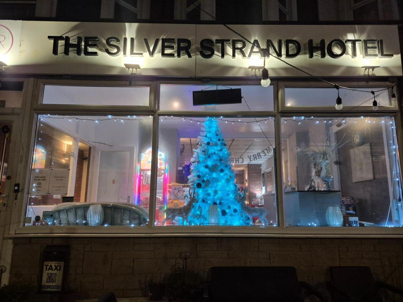 Myroomz Silver Strand Hotel — Photos 1
